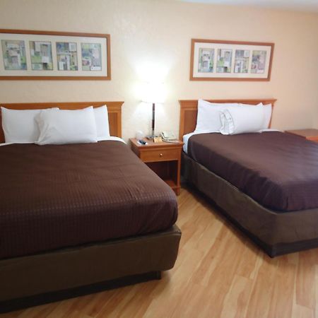 Budget Inn Лотон Екстер'єр фото