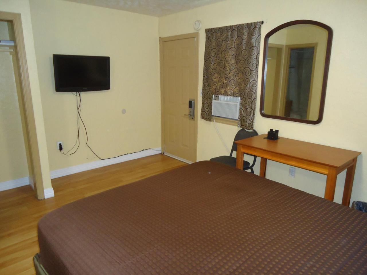 Budget Inn Лотон Екстер'єр фото